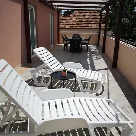 Apartament Milat Sveti Filip i Jakov