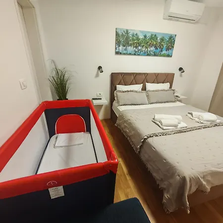 Apartment Milat *